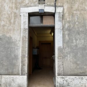 Encadrement porte entrée