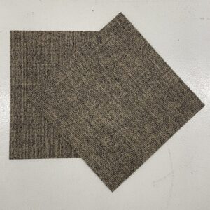 Dalle de moquette, NEUF, de la marque DESSO