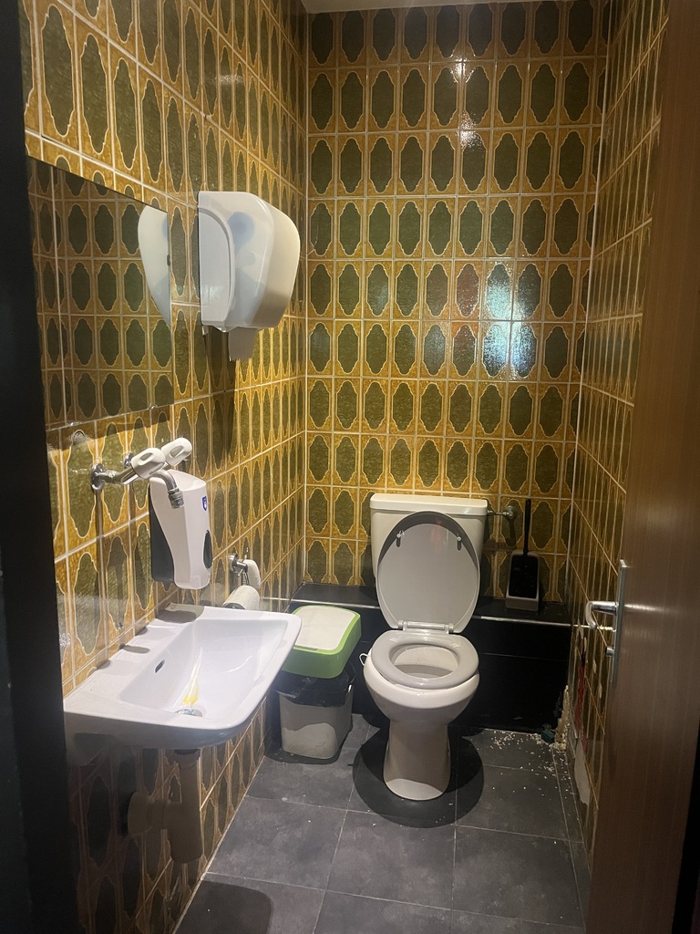 Équipements de salle de bain complets – Image 2