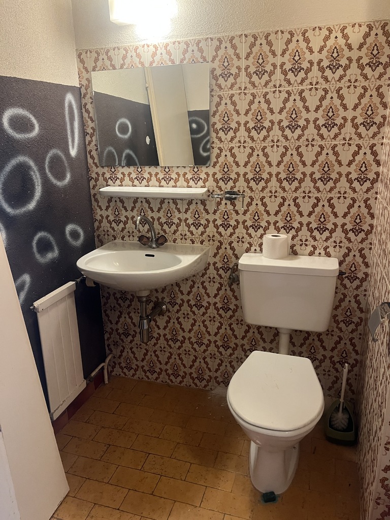 Équipements de salle de bain complets – Image 3