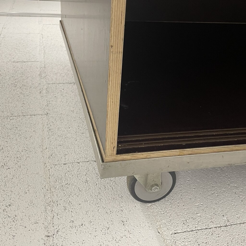 Meuble comptoir de cuisine sur roulettes – Image 2