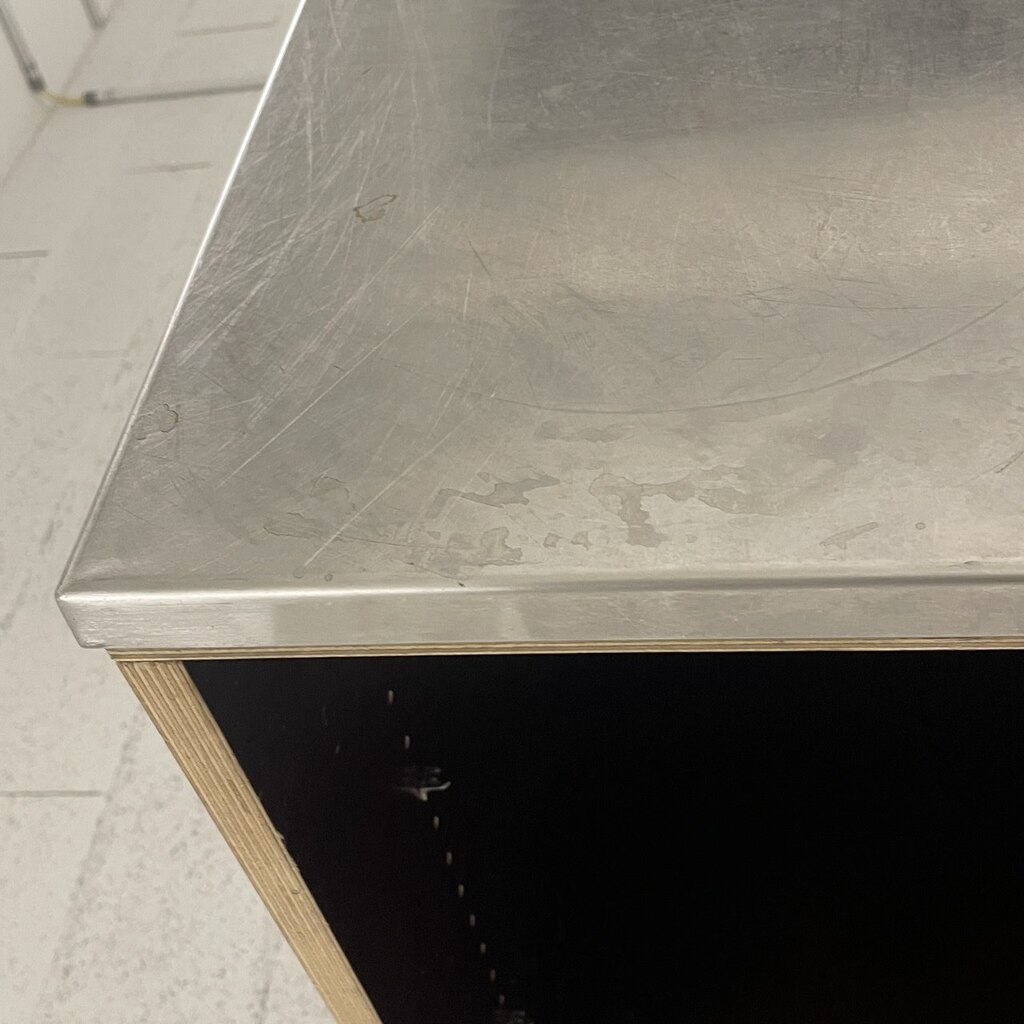 Meuble comptoir de cuisine sur roulettes – Image 3