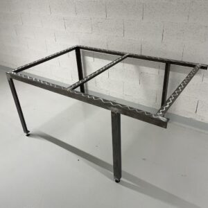 Structure métallique 175 X 115 x 85