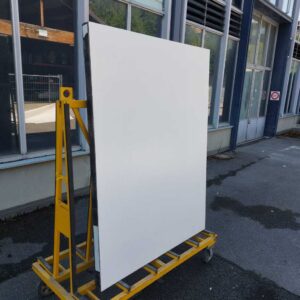Cimaise de théâtre façade contreplaqué avec béquilles 180/136/7 cm