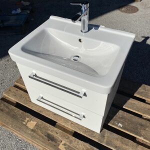 Meuble et lavabo suspendu Jika 59 x 45