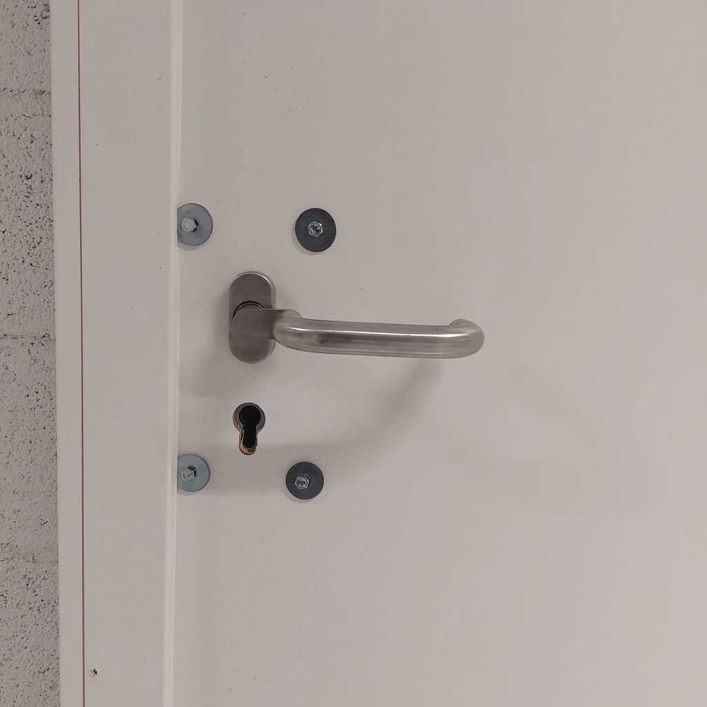 Porte avec cadre pour chantier – Image 3