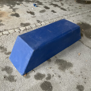 Coussin trapèzoidal bleu