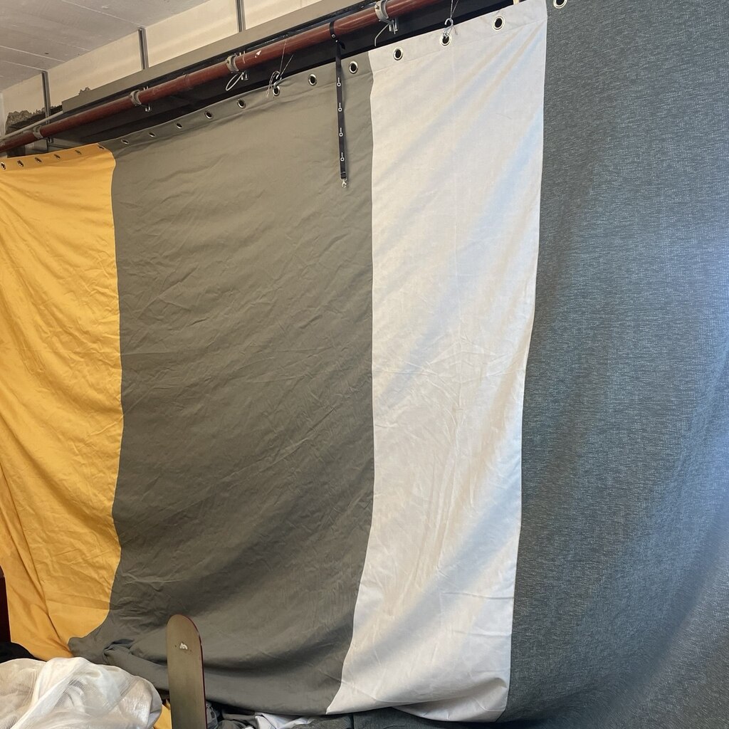 Rideaux théâtre 6 m x H4.6m – Image 2